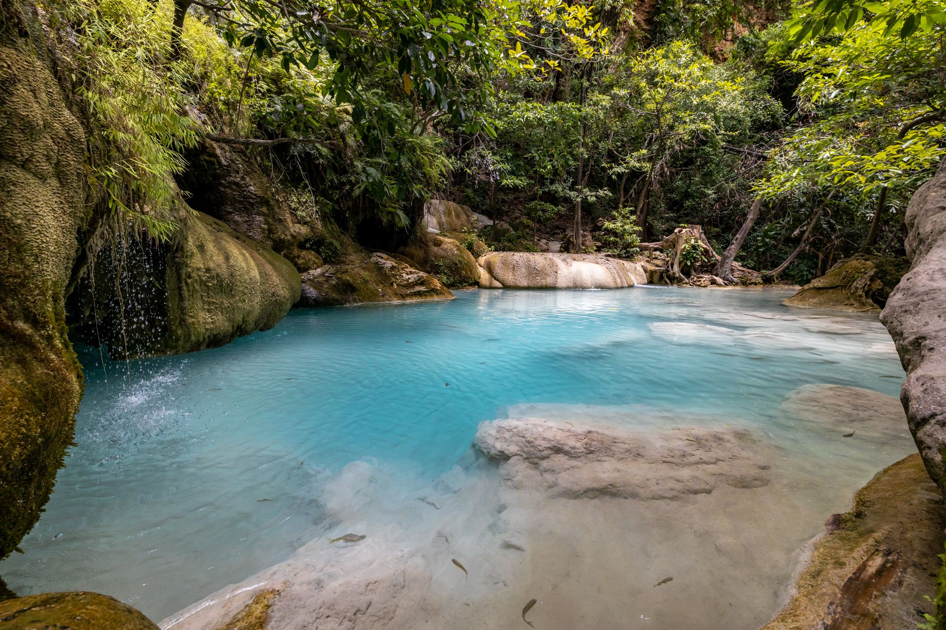 Emerald Pool, poza esmeralda en la selva de Krabi